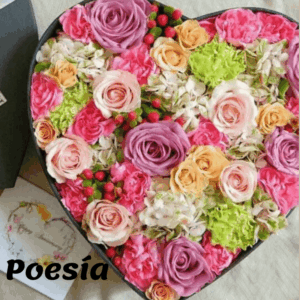 Poesía– arreglo floral caja corazón
